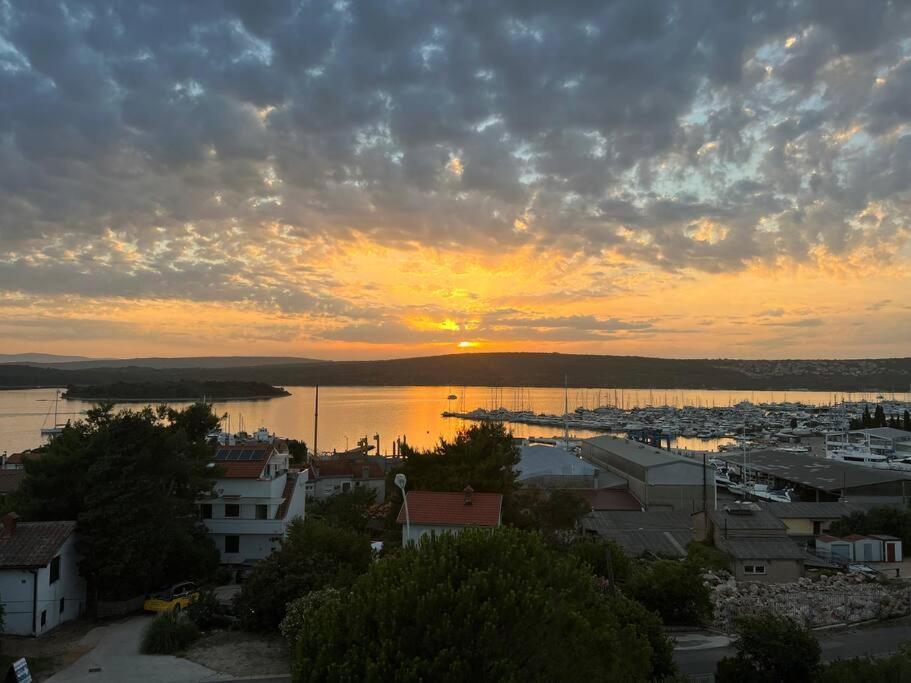 Panorama Penthouse Punat Apartment Exterior photo